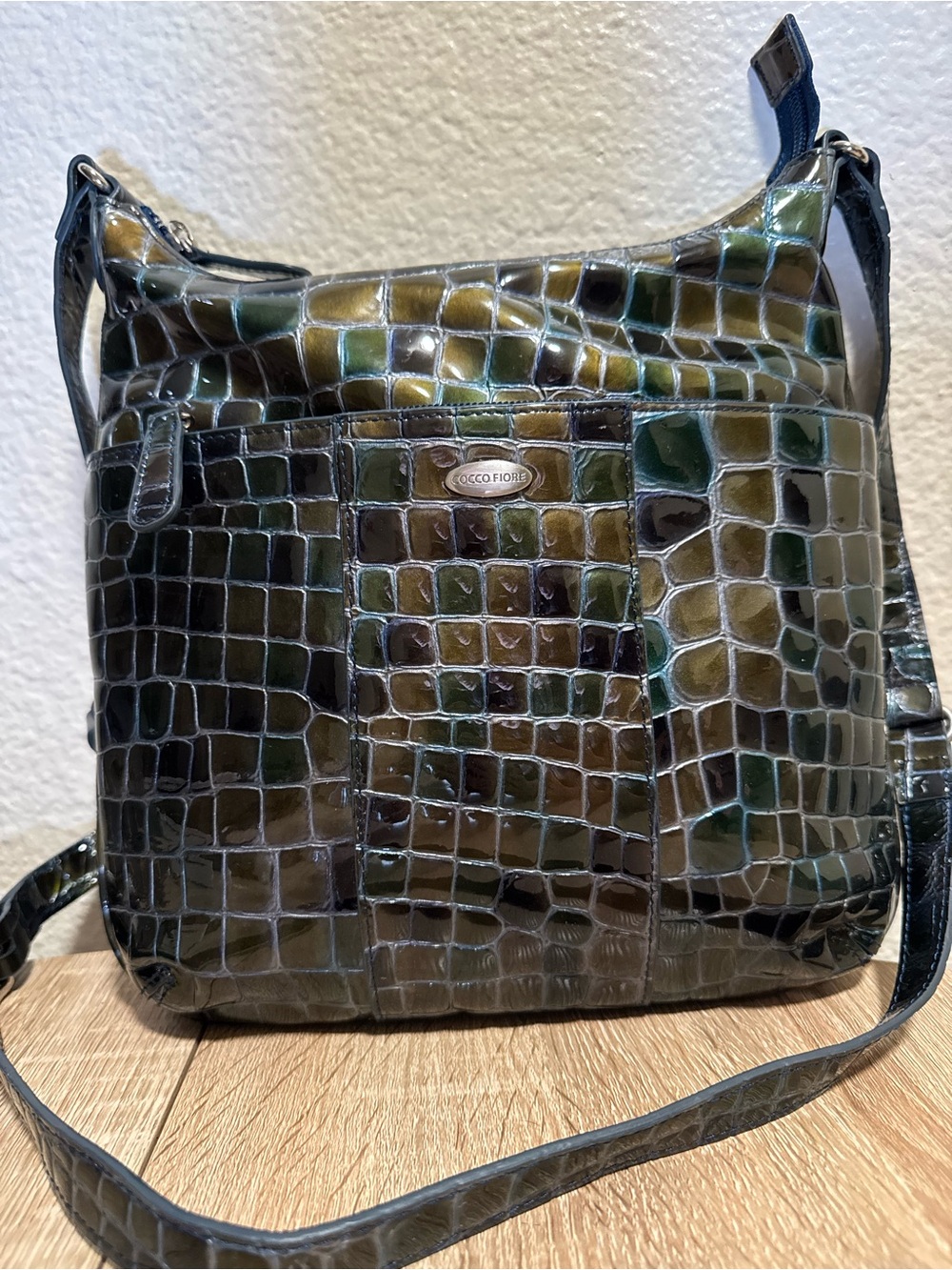 Vintage Cocco Fiore Green Croc-Embossed Shoulder Bag
